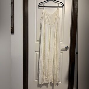 Torrid size 2 white and ivory lace maxi dresss